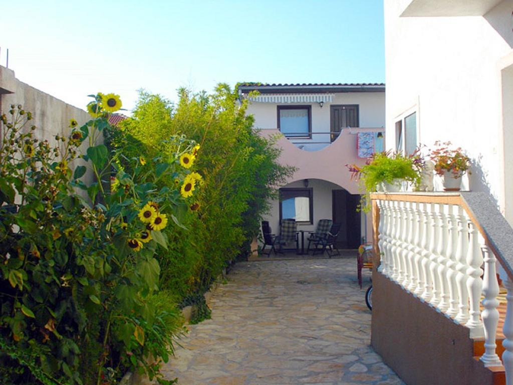 Apartments Lola Biograd Na Moru Luaran gambar